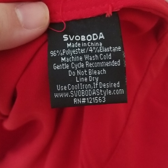 🌲Red crepe top - Picture 5 of 8